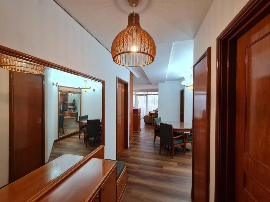 Lovely Waterfront Riverbank Suite With Pool A2 Kuching Exterior foto